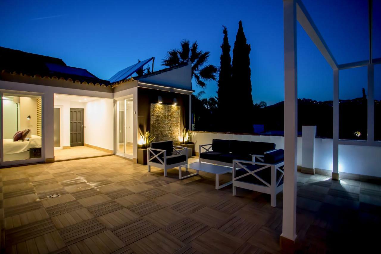 Luxury Villa Marbella With Nice Garden, Pool And Jacuzzi By Varenso Holidays Exteriör bild
